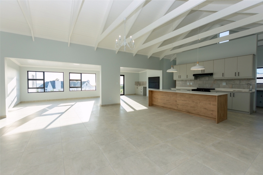 4 Bedroom Property for Sale in Da Gama Bay Western Cape